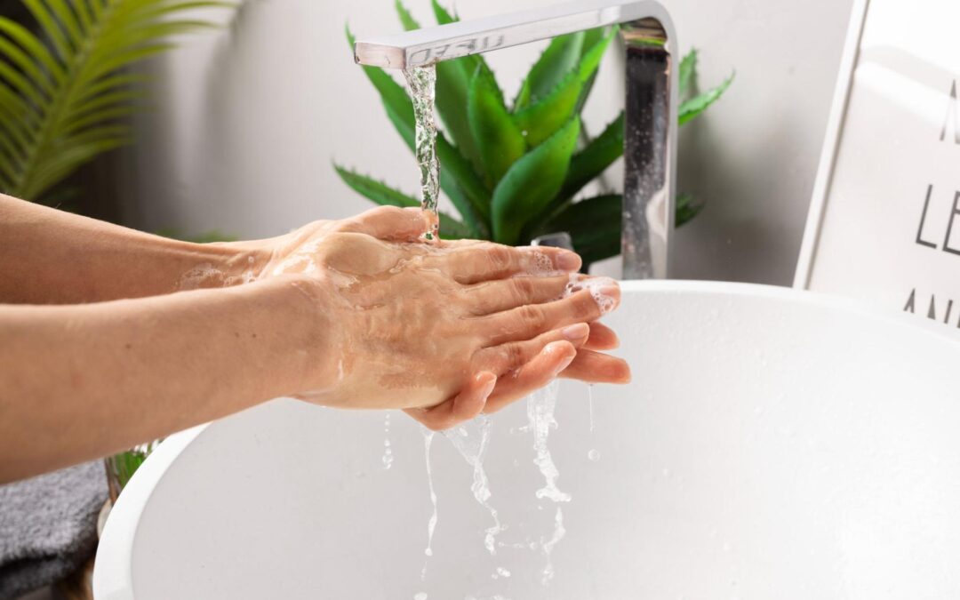 Chlore dans l’eau du robinet : quels impacts sur le goût et la santé et comment l’éliminer ?