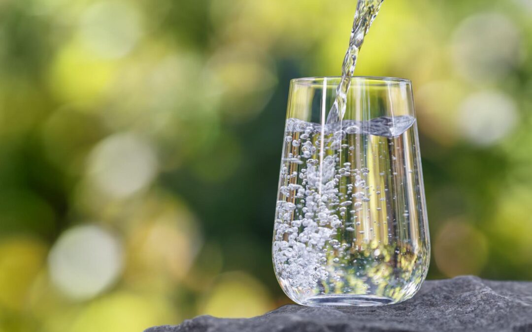 Quelle solution pour boire une eau pure chez soi ?